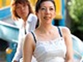 早く童貞を失いたくて友達が僕のお母さんに媚薬を飲ませたら大変な事に！！ 汝鳥すみか 華城咲　サンプル画像09